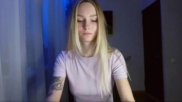 Gallery image thumbnail from Milaa's myfreecams stream on, 11/17/2024, 16:56 image 19 of 20