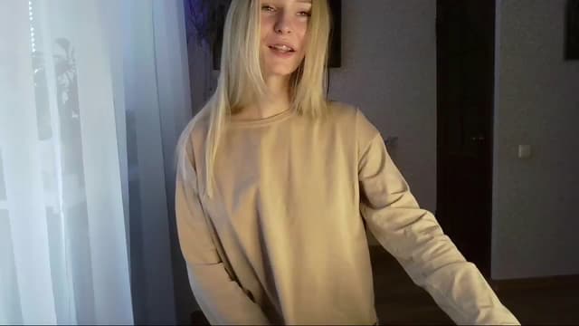 Gallery image thumbnail from Milaa's myfreecams stream on, 11/18/2024, 07:28 image 10 of 20