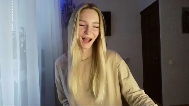 Gallery image thumbnail from Milaa's myfreecams stream on, 11/18/2024, 07:28 image 4 of 20