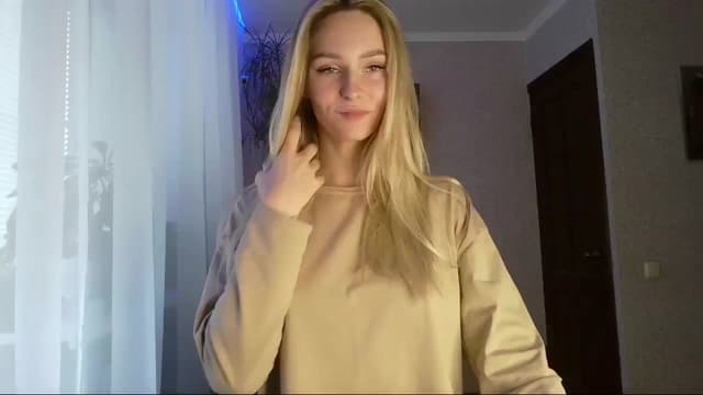 Gallery image thumbnail from Milaa's myfreecams stream on, 11/18/2024, 07:28 image 15 of 20