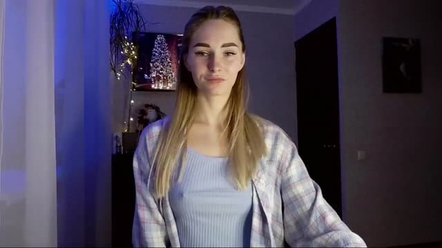 Gallery image thumbnail from Milaa's myfreecams stream on, 12/08/2024, 14:44 image 16 of 20
