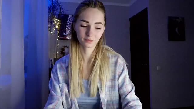 Gallery image thumbnail from Milaa's myfreecams stream on, 12/08/2024, 14:44 image 12 of 20