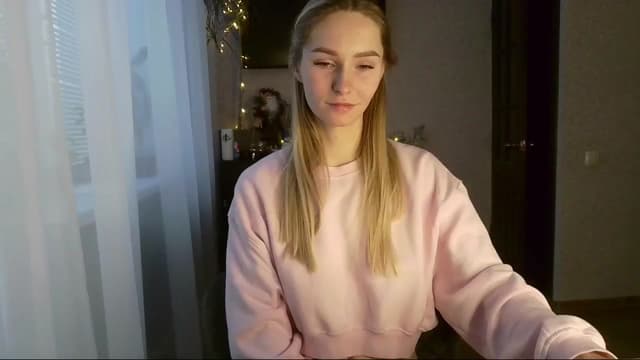 Gallery image thumbnail from Milaa's myfreecams stream on, 12/21/2024, 07:54 image 4 of 20