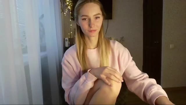 Gallery image thumbnail from Milaa's myfreecams stream on, 12/21/2024, 07:54 image 10 of 20