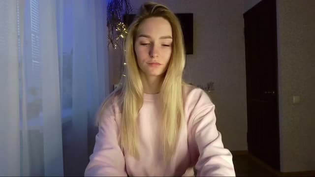 Gallery image thumbnail from Milaa's myfreecams stream on, 12/24/2024, 14:03 image 1 of 20