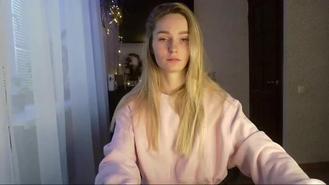 Gallery image thumbnail from Milaa's myfreecams stream on, 12/26/2024, 07:01 image 4 of 20