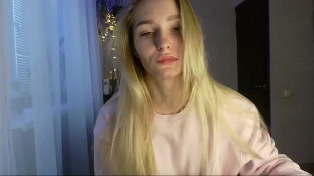 Gallery image thumbnail from Milaa's myfreecams stream on, 12/26/2024, 07:01 image 15 of 20