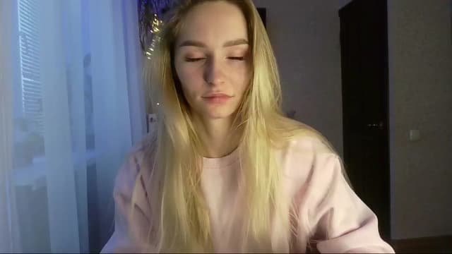 Gallery image thumbnail from Milaa's myfreecams stream on, 12/26/2024, 07:01 image 16 of 20