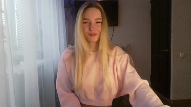 Gallery image thumbnail from Milaa's myfreecams stream on, 01/03/2025, 07:14 image 10 of 20