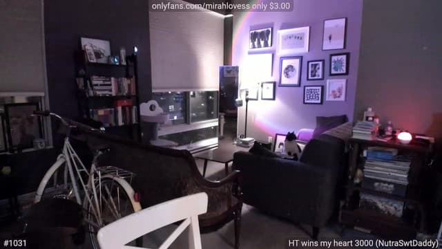 Gallery image thumbnail from Mirah's myfreecams stream on, 01/28/2023, 04:33 image 13 of 20
