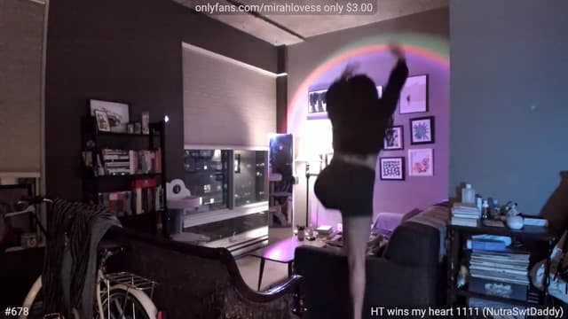 Gallery image thumbnail from Mirah's myfreecams stream on, 01/31/2023, 05:59 image 12 of 20
