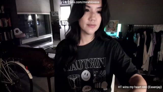 Gallery image thumbnail from Mirah's myfreecams stream on, 06/15/2023, 06:32 image 18 of 20