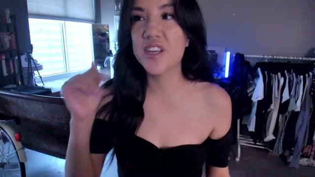 Gallery image thumbnail from Mirah's myfreecams stream on, 07/16/2023, 01:54 image 2 of 20