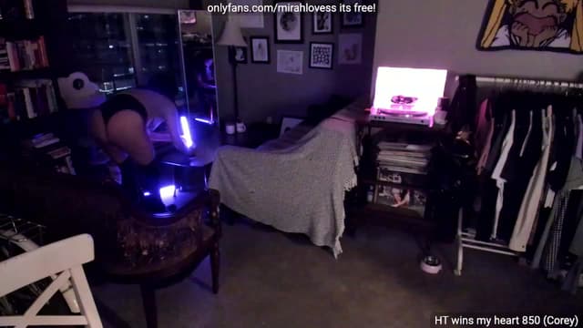 Gallery image thumbnail from Mirah's myfreecams stream on, 09/24/2023, 03:54 image 5 of 20