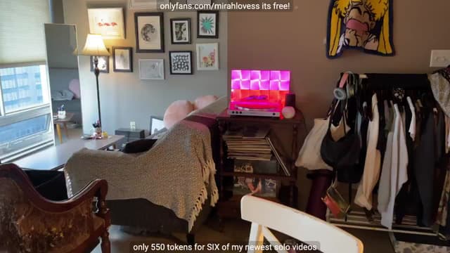 Gallery image thumbnail from Mirah's myfreecams stream on, 07/31/2024, 02:49 image 16 of 20