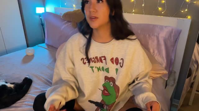 Gallery image thumbnail from Mirah's myfreecams stream on, 09/16/2024, 02:30 image 5 of 20