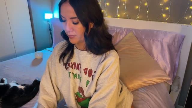 Gallery image thumbnail from Mirah's myfreecams stream on, 09/16/2024, 02:30 image 10 of 20