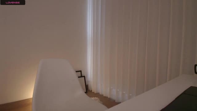 Gallery image thumbnail from Mish_'s myfreecams stream on, 12/21/2025, 18:27 image 11 of 20