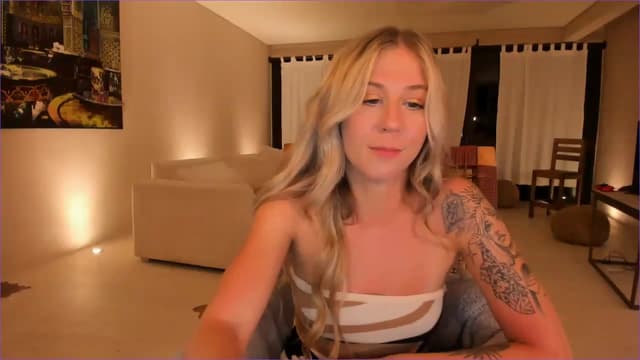 Gallery image thumbnail from Mochi's myfreecams stream on, 02/23/2023, 05:11 image 19 of 20