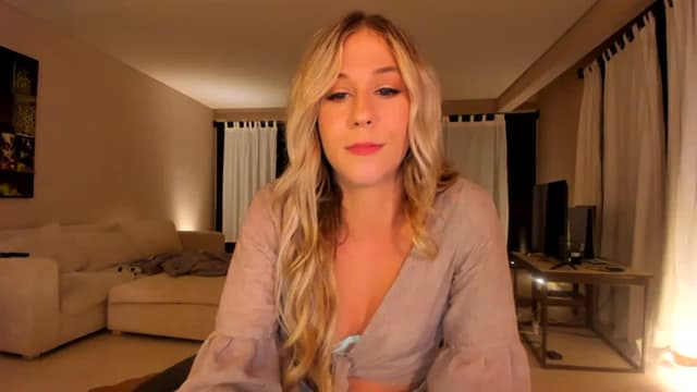 Gallery image thumbnail from Mochi's myfreecams stream on, 03/09/2023, 06:37 image 3 of 20