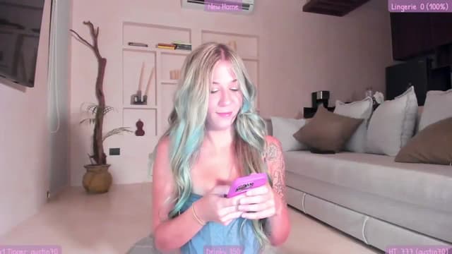 Gallery image thumbnail from Mochi's myfreecams stream on, 08/09/2023, 05:43 image 12 of 20