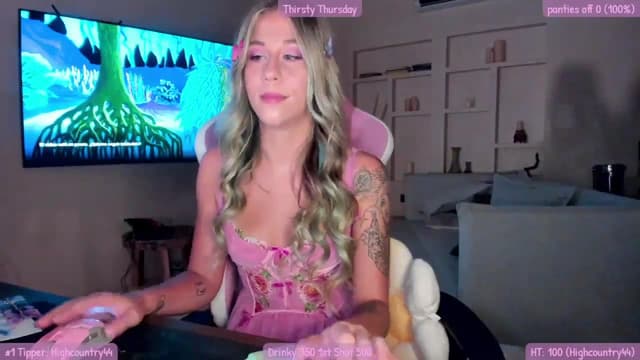 Gallery image thumbnail from Mochi's myfreecams stream on, 09/15/2023, 01:11 image 5 of 20