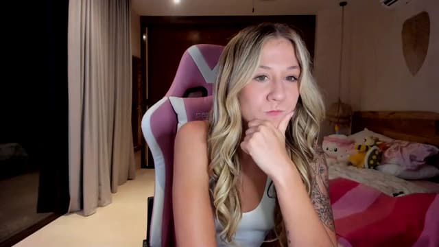 Gallery image thumbnail from Mochi's myfreecams stream on, 11/29/2023, 02:15 image 5 of 20
