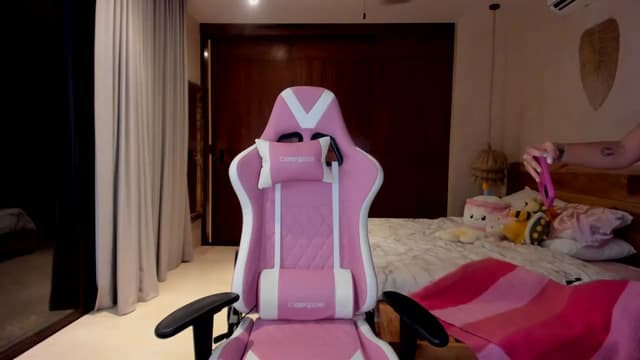 Gallery image thumbnail from Mochi's myfreecams stream on, 11/29/2023, 02:15 image 19 of 20
