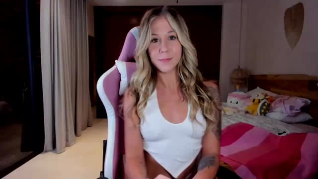 Gallery image thumbnail from Mochi's myfreecams stream on, 11/29/2023, 03:42 image 19 of 20