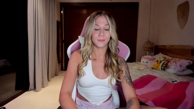 Gallery image thumbnail from Mochi's myfreecams stream on, 11/29/2023, 03:42 image 8 of 20