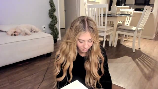 Gallery image thumbnail from Mochi's myfreecams stream on, 01/19/2024, 05:15 image 12 of 20