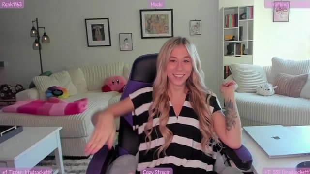 Gallery image thumbnail from Mochi's myfreecams stream on, 05/17/2024, 21:25 image 6 of 20