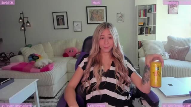 Gallery image thumbnail from Mochi's myfreecams stream on, 05/17/2024, 21:25 image 12 of 20