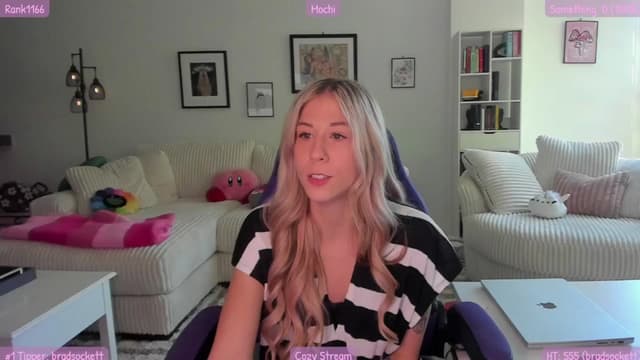 Gallery image thumbnail from Mochi's myfreecams stream on, 05/17/2024, 21:25 image 5 of 20