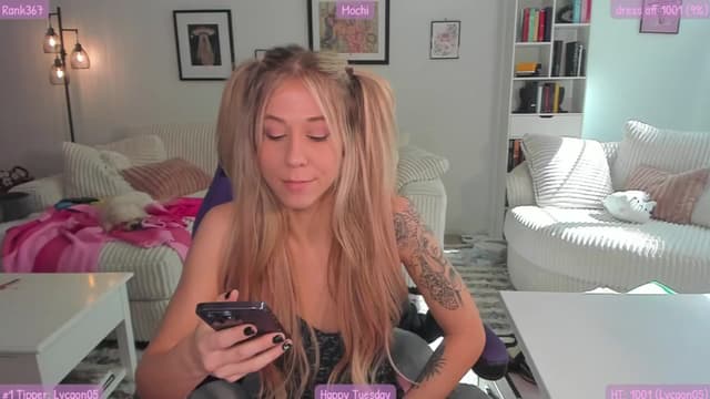 Gallery image thumbnail from Mochi's myfreecams stream on, 05/21/2024, 23:58 image 10 of 20