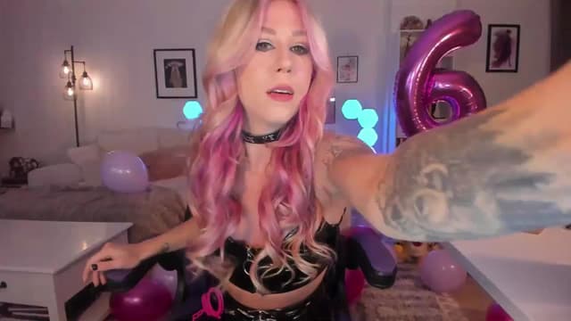 Gallery image thumbnail from Mochi's myfreecams stream on, 07/03/2024, 05:53 image 1 of 20