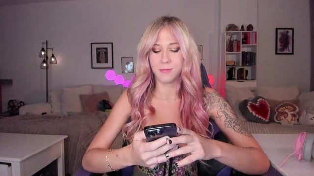 Gallery image thumbnail from Mochi's myfreecams stream on, 07/14/2024, 06:44 image 16 of 20