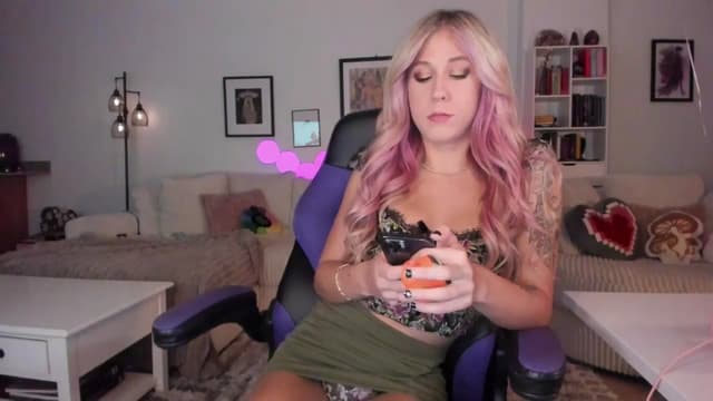 Gallery image thumbnail from Mochi's myfreecams stream on, 07/14/2024, 06:44 image 2 of 20
