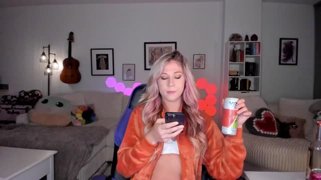 Gallery image thumbnail from Mochi's myfreecams stream on, 07/23/2024, 08:31 image 8 of 20