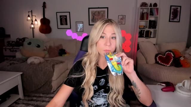 Gallery image thumbnail from Mochi's myfreecams stream on, 08/01/2024, 07:30 image 20 of 20