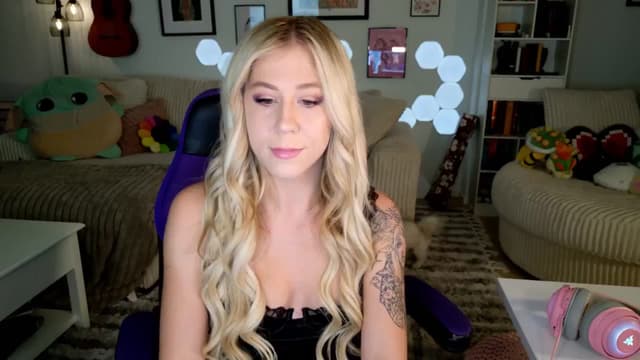 Gallery image thumbnail from Mochi's myfreecams stream on, 08/10/2024, 03:37 image 5 of 20