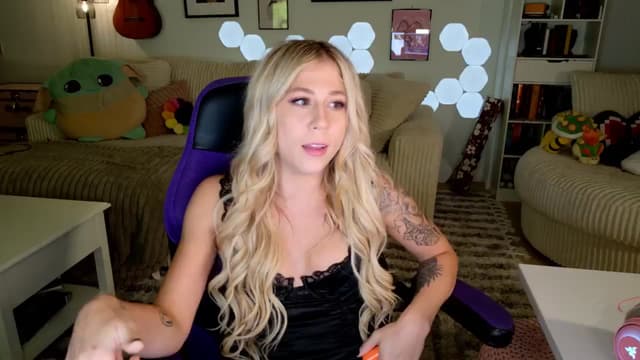 Gallery image thumbnail from Mochi's myfreecams stream on, 08/10/2024, 06:22 image 19 of 20