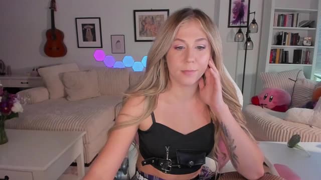 Gallery image thumbnail from Mochi's myfreecams stream on, 10/05/2024, 24:03 image 12 of 20
