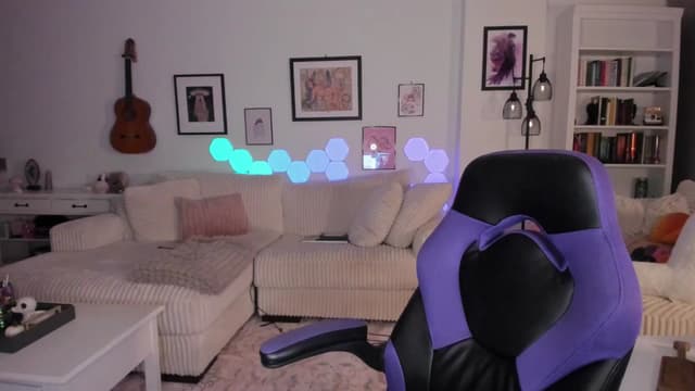 Gallery image thumbnail from Mochi's myfreecams stream on, 10/09/2024, 05:20 image 13 of 20