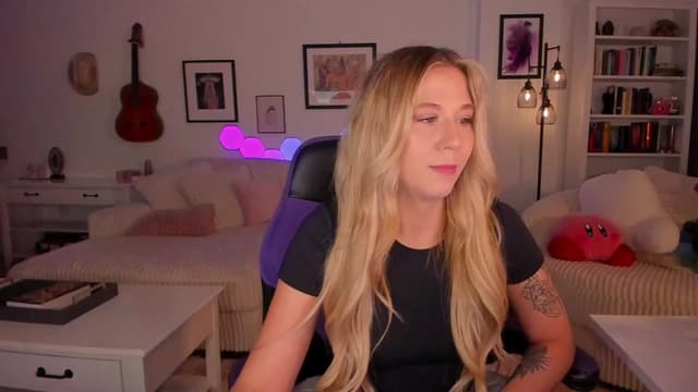 Gallery image thumbnail from Mochi's myfreecams stream on, 11/04/2024, 07:18 image 18 of 20