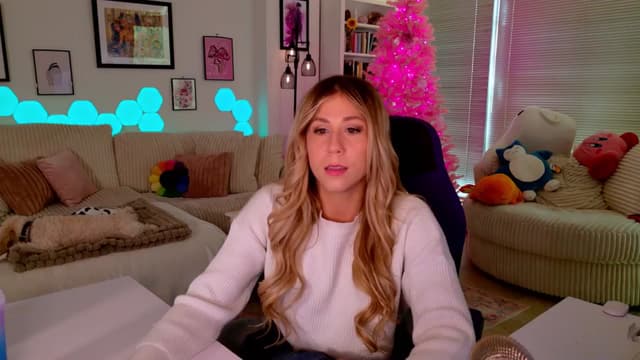 Gallery image thumbnail from Mochi's myfreecams stream on, 12/11/2024, 21:02 image 14 of 20