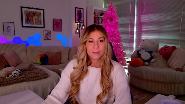 Gallery image thumbnail from Mochi's myfreecams stream on, 12/11/2024, 23:01 image 19 of 20
