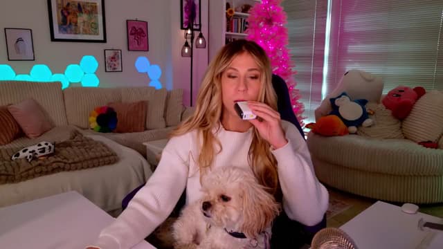 Gallery image thumbnail from Mochi's myfreecams stream on, 12/11/2024, 23:01 image 9 of 20