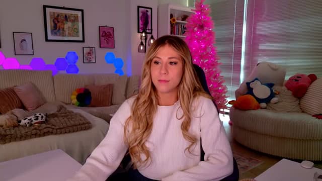 Gallery image thumbnail from Mochi's myfreecams stream on, 12/11/2024, 23:01 image 8 of 20