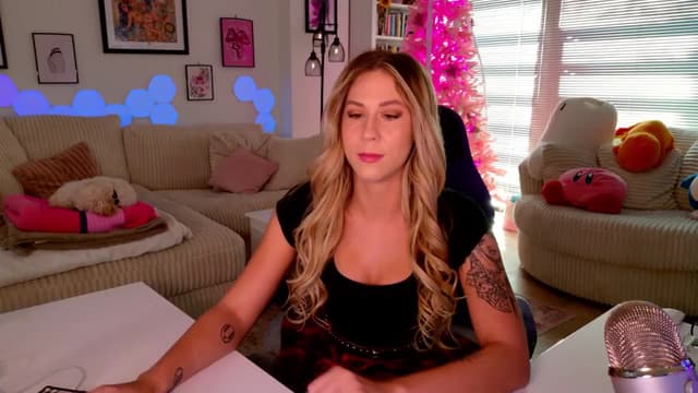Gallery image thumbnail from Mochi's myfreecams stream on, 12/14/2024, 03:03 image 4 of 20